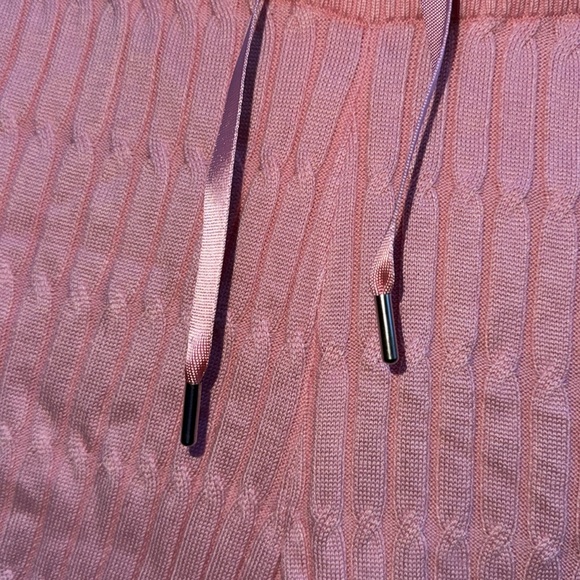 Ivy Storehouse Alpha Kappa Alpha Cable Knitted Pink Shorts Womens XL  NWOT - Picture 3 of 5